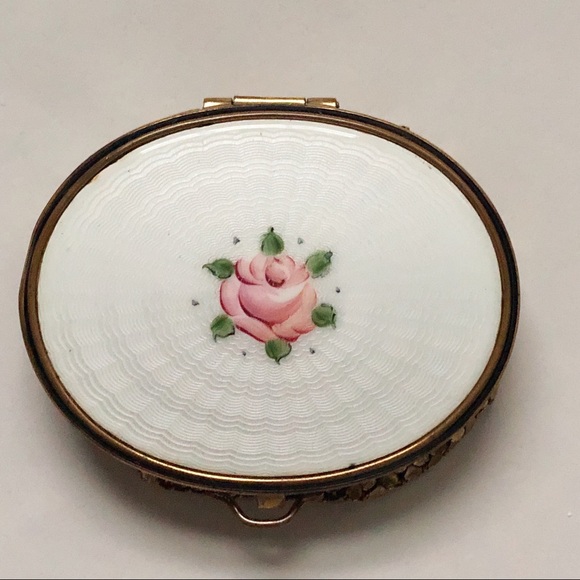 1940s White Guilloche Evans Gold Mesh Mirrored Compact - Picture 1 of 6